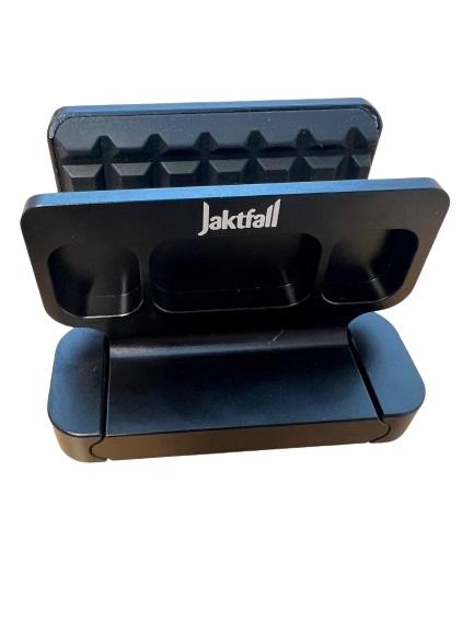 Extremhunt tripodklemme konverterer ditt tripodstativ om til et fjellstøtt riflestativ! 